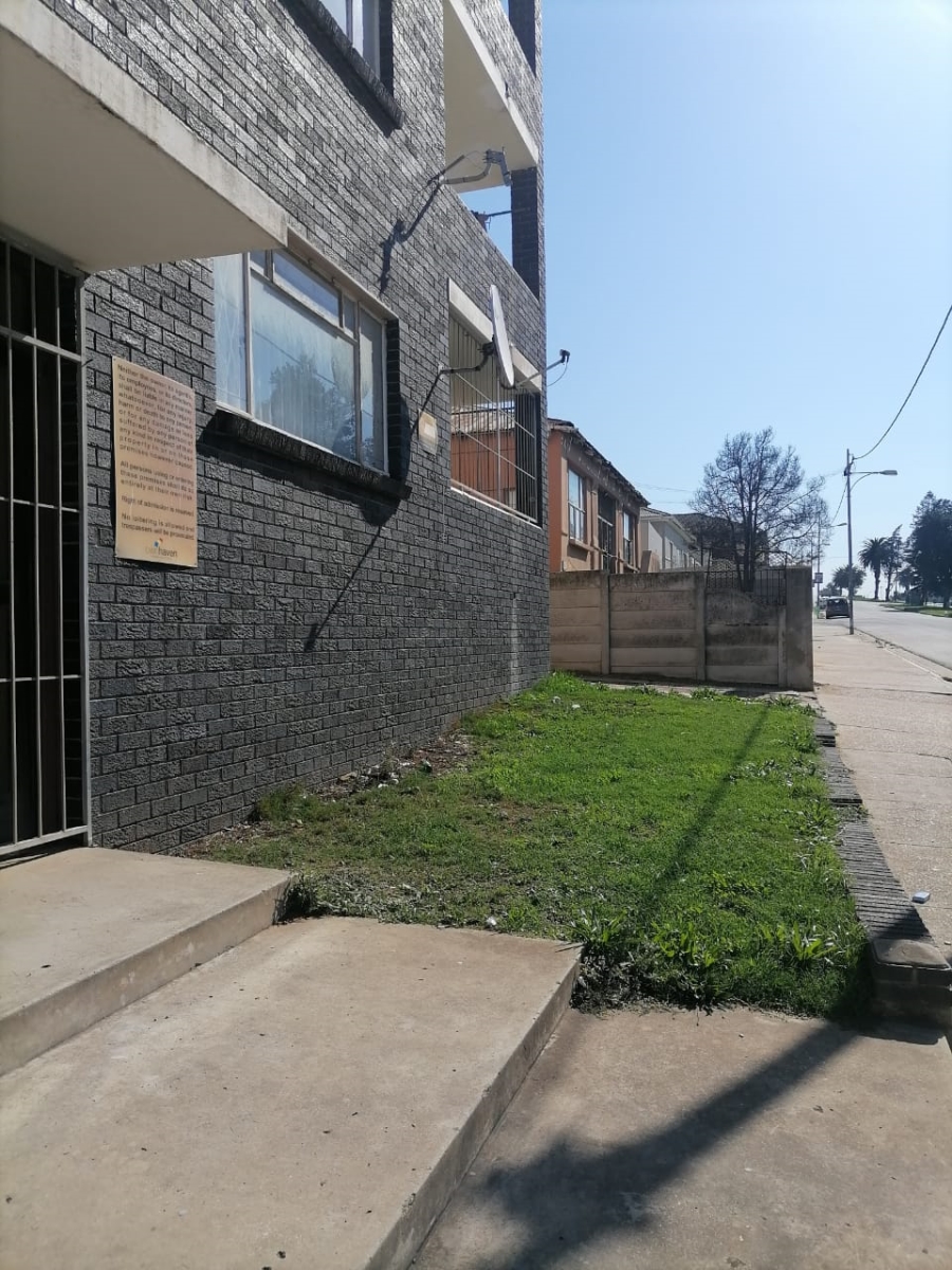 To Let 2 Bedroom Property for Rent in Sydenham Eastern Cape